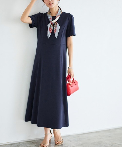 Pierrot(ピエロ)の「ポンチAラインワンピース(ワンピース・レディース・ブラック/ネイビー/ライトベージュ・M/L)」の21枚目の写真