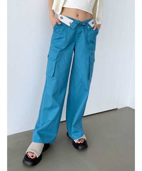 Dickies（ディッキーズ）の「【Dickies別注】カーゴルーズパンツ（カーゴパンツ・レディース・ブラック/アイボリー/ブルー・SMALL/MEDIUM）」の13枚目の写真