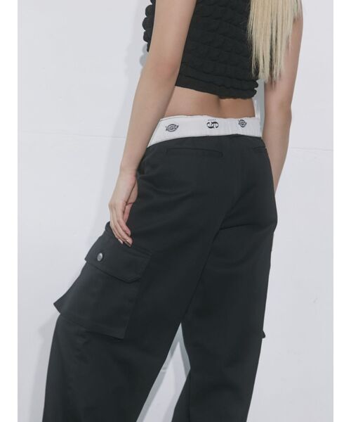 Dickies（ディッキーズ）の「【Dickies別注】カーゴルーズパンツ（カーゴパンツ・レディース・ブラック/アイボリー/ブルー・SMALL/MEDIUM）」の22枚目の写真