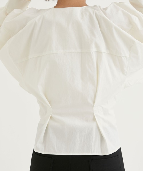 PHOTOCOPIEU(フォトコピュー)の「【PHOTOCOPIEU/フォトコピュー】TUCK DETAIL BLOUSE/タックディテールブラウス(シャツ/ブラウス・レディース・ブラック/ホワイト・36)」の8枚目の写真