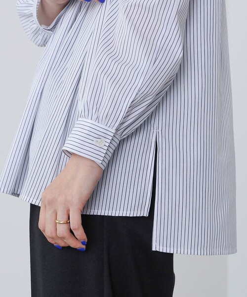 BEAMS HEART(ビームスハート)の「【WEB限定】変形タック ノーカラー ブラウス(シャツ/ブラウス・レディース・オフホワイト/ブルー系その他/ホワイト系その他/その他1/ネイビー・FREE)」の22枚目の写真