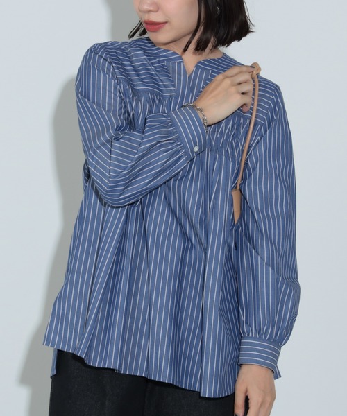 セール】【WEB限定】変形タック ノーカラー ブラウス（シャツ/ブラウス