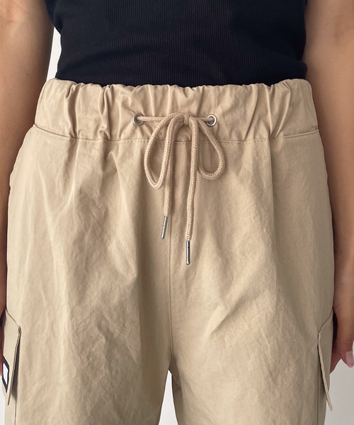 CANAL JEAN(キャナルジーン)の「choice_cnl カーゴハーフパンツ(カーゴパンツ・レディース・ベージュ/ダークグレー・LARGE/X-LARGE)」の9枚目の写真