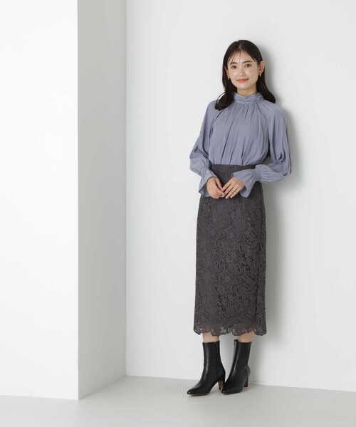 NATURAL BEAUTY BASIC（ナチュラルビューティーベーシック）の「◇ギャザーネックキャンディースリーブブラウス（シャツ/ブラウス・レディース・ワイン/ブルー/オフホワイト・SMALL/MEDIUM）」の17枚目の写真