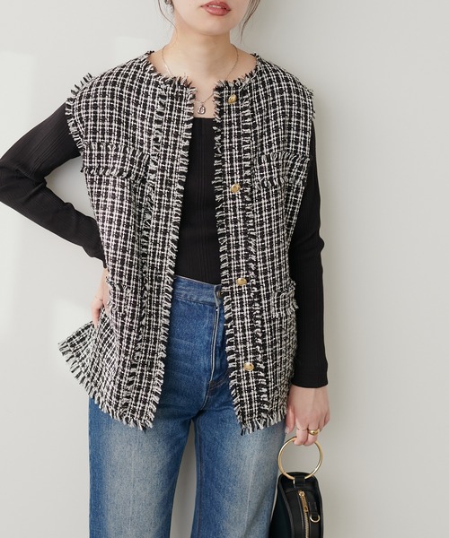 natural couture(ナチュラルクチュール)の「スクエアネックランダムテレコTOPS(Tシャツ/カットソー・レディース・ブラック/アイボリー・FREE)」の11枚目の写真