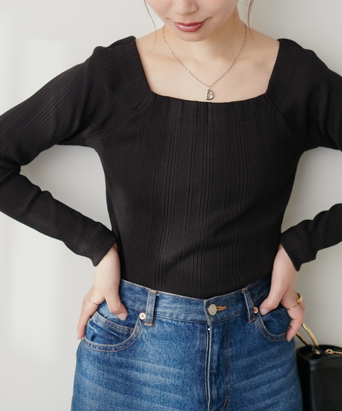 natural couture(ナチュラルクチュール)の「スクエアネックランダムテレコTOPS(Tシャツ/カットソー・レディース・ブラック/アイボリー・FREE)」の9枚目の写真