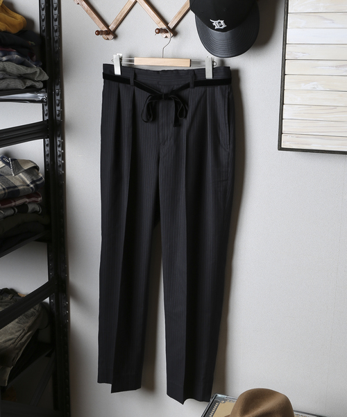 JOURNAL STANDARD relume（ジャーナルスタンダード　レリューム）の「TR ストライプ ワイドテーパードスラックス（スラックス・メンズ・グレー/ブラウン/ブラック・MEDIUM/LARGE）」の19枚目の写真