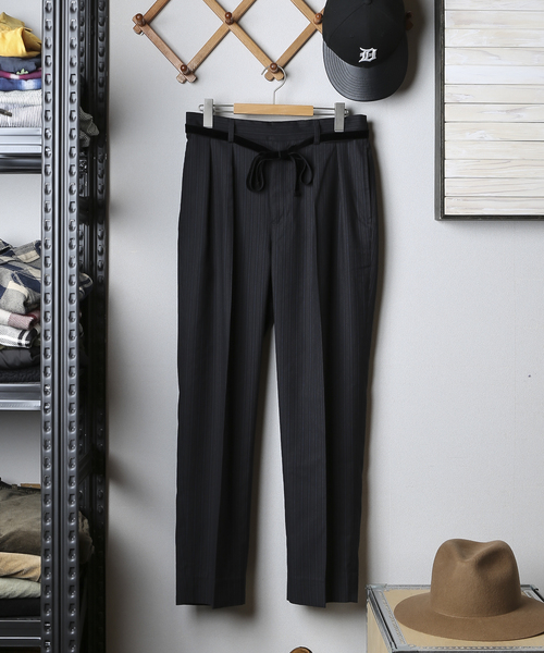 JOURNAL STANDARD relume（ジャーナルスタンダード　レリューム）の「TR ストライプ ワイドテーパードスラックス（スラックス・メンズ・グレー/ブラウン/ブラック・MEDIUM/LARGE）」の21枚目の写真