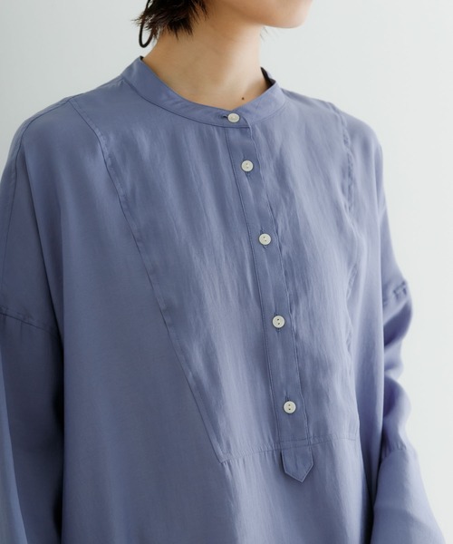 URBAN RESEARCH（アーバンリサーチ）の「フロントデザインドルマンブラウス（シャツ/ブラウス・レディース・ブルー/オフホワイト/ブラック・FREE）」の11枚目の写真