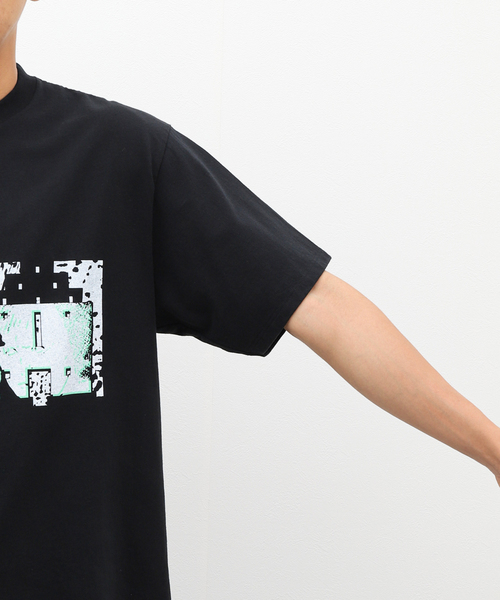 C.E（シーイー）の「【C.E / シーイー】DISPLEASED T（Tシャツ/カットソー・メンズ・ブラック・LARGE/X-LARGE/MEDIUM）」の8枚目の写真