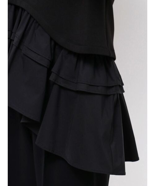 ELENDEEK（エレンディーク）の「ティアードヘムレイヤードカットソー（Tシャツ/カットソー・レディース・その他1/ブラック/グレー・FREE）」の17枚目の写真