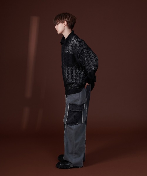 ONCILY(オンシェリー)の「FRINGE BICOLOR DENIM CARGO PANTS / フリンジバイカラーデニムカーゴパンツ(デニムパンツ・メンズ・ブルー/ブラック・LARGE/MEDIUM/SMALL)」の18枚目の写真