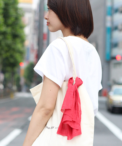 Kastane（カスタネ）の「【Kastane×バケモノの子】トートバッグ（トートバッグ・レディース・アイボリー・ONE SIZE）」の8枚目の写真