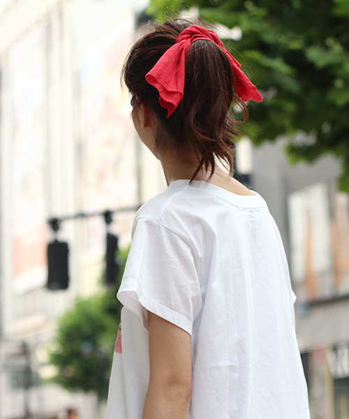 Kastane（カスタネ）の「【Kastane×バケモノの子】トートバッグ（トートバッグ・レディース・アイボリー・ONE SIZE）」の3枚目の写真