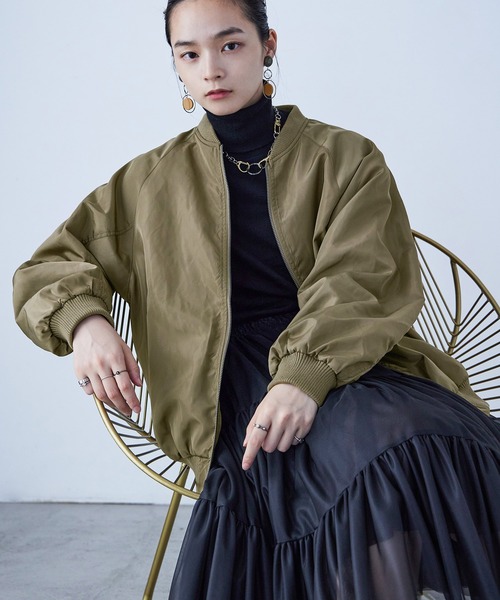 Fashion Letter（ファッションレター）の「ビッグシルエット MA-1ジャケット（MA-1・レディース・ブラック/オフホワイト/カーキ・M）」の13枚目の写真