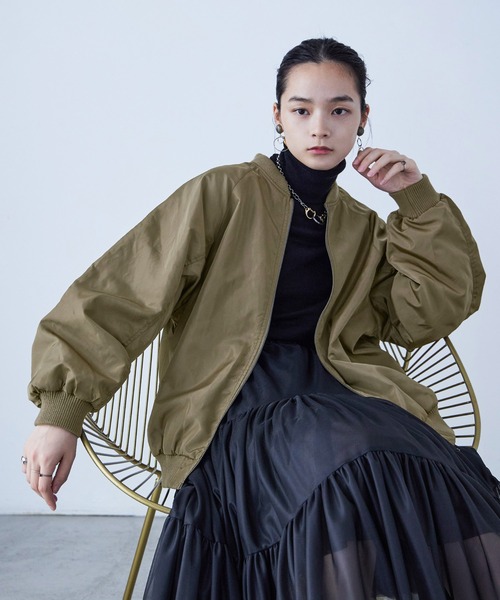 Fashion Letter（ファッションレター）の「ビッグシルエット MA-1ジャケット（MA-1・レディース・ブラック/オフホワイト/カーキ・M）」の15枚目の写真