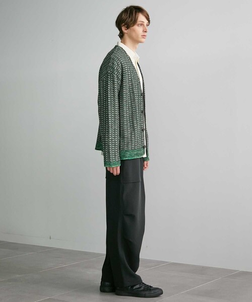 UNITED TOKYO（ユナイテッドトウキョウ）の「ツイードオーバー