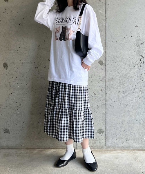 cuorequal（クオレコール）の「子猫プリントロンT ロングTシャツ（Tシャツ/カットソー・レディース・ホワイト/アイボリー・LARGE/MEDIUM/X-LARGE）」の14枚目の写真