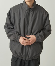 United Athle（ユナイテッドアスレ）の「都会的な着こなしに！【United Athle】cotton like nylon training jacket / コットンライク ナイロン トレーニングジャケット ダブルジップ 裏地付 7220（ナイロンジャケット）」