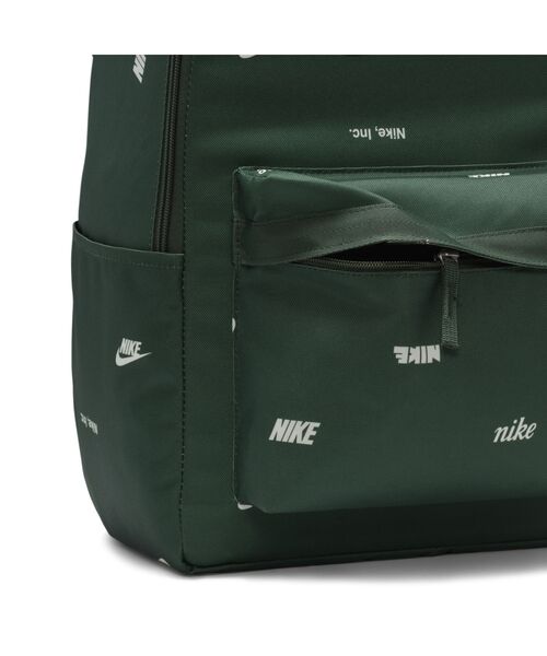 NIKE(ナイキ)の「ナイキ ヘリテージ バックパック (25L) / Nike HeritageBackpack (25L)(バックパック/リュック・メンズ・ブラック/カモフラージュ・ONE SIZE)」の13枚目の写真