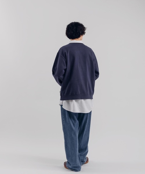 MUHET(ミュエータ)の「ピグメントポケットスウェット(スウェット・レディース・ブラック/ネイビー/パープル・MEDIUM/X-LARGE)」の6枚目の写真