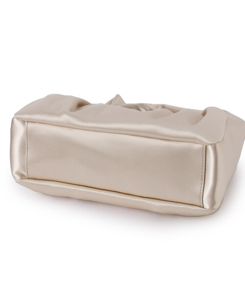 UNTITLED（アンタイトル）の「◆タックハンドバッグ【学校行事・卒入学式・結婚式・七五三・ゲストドレス・パーティードレス】（ハンドバッグ・レディース・ライトベージュ/ブラック/シルバー・99）」の8枚目の写真