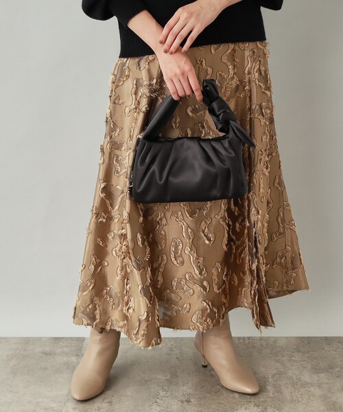 UNTITLED（アンタイトル）の「◆タックハンドバッグ【学校行事・卒入学式・結婚式・七五三・ゲストドレス・パーティードレス】（ハンドバッグ・レディース・ライトベージュ/ブラック/シルバー・99）」の17枚目の写真