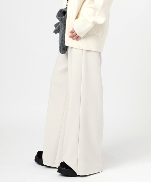 EVERYDAY I LIKE.（エヴリディアイライク）の「Warm Sweat Pants（スラックス・レディース・ホワイト/チャコールグレー・36/38）」の3枚目の写真