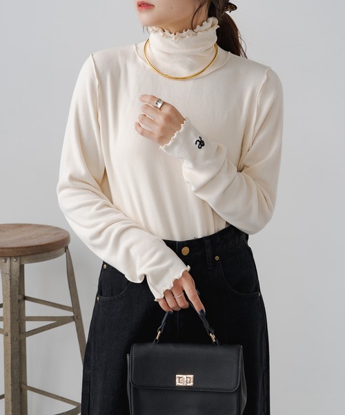 PUAL CE CIN(ピュアルセシン)の「もちもちハイネックメロウプルオーバー(Tシャツ/カットソー・レディース・アイボリー/スミクロ・FREE)」の1枚目の写真