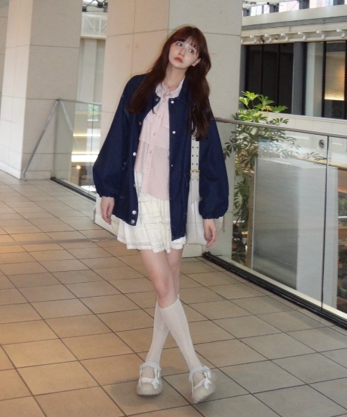 idem(イデム)の「asymmetry frill shirt/アシンメトリーフリルシャツ(シャツ/ブラウス・レディース・オフホワイト/グレー/ブルー/グレイッシュベージュ/ピンク/ストライプ・FREE)」の19枚目の写真