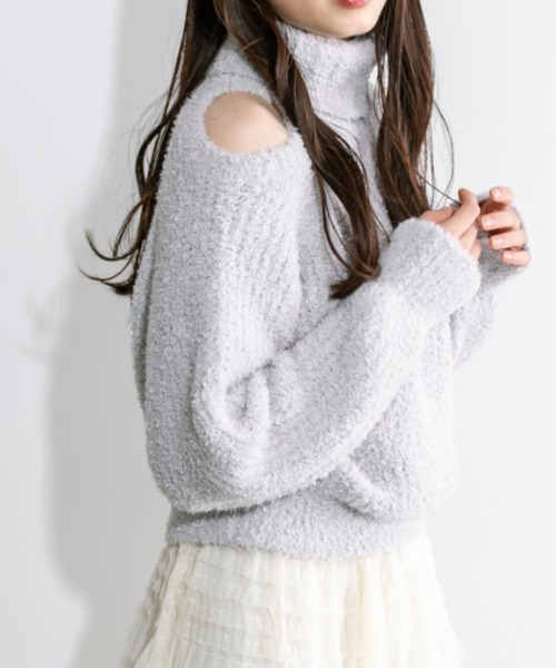 OLIVE des OLIVE(オリーブデオリーブ)の「肌見せタートルニット 1032050450(ニット/セーター・レディース・アイボリー/ブルー/ライトグレー・FREE)」の3枚目の写真