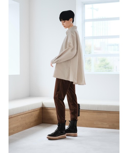 STYLE DELI(スタイルデリ)の「ハリ感テントラインシャツ(シャツ/ブラウス・レディース・ホワイト/ベージュ/チャコール・FREE)」の9枚目の写真
