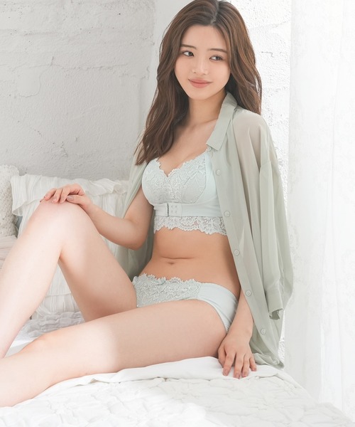 Honeys（ハニーズ）の「ナイトブラ 睡眠中のバスト横流れカバー。24時間OK。ノンワイヤー×ホールド。美胸。しっかり脇高（ナイトブラ・レディース・ブルーグレー/ベージュ/ミント/ピンク/ブラック/アイボリー/ネイビー/ボルドー/ライトピンク・3L/SS/LL/L/M/S）」の13枚目の写真