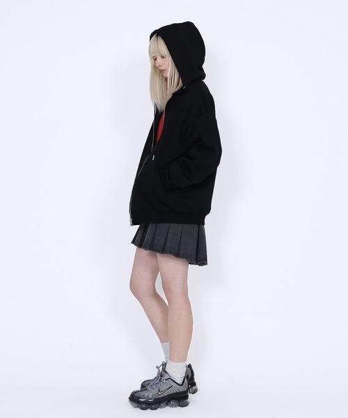 PUNYUS（プニュズ）の「裏起毛スーパービッグジップパーカー（パーカー・レディース・ブラック/杢グレー・4/3/2）」の8枚目の写真