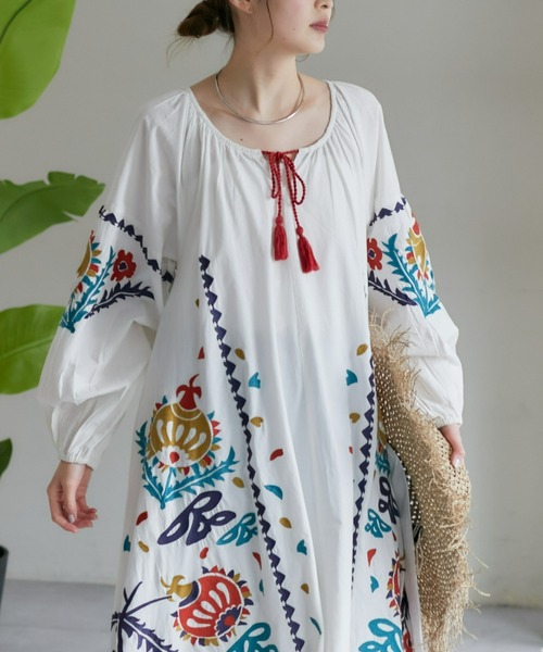 【新品】CIAOPANICTYPY【india】カラフル刺繍ワンピース　完売品 CIAOPANIC TYPY（チャオパニックティピー）の「【india