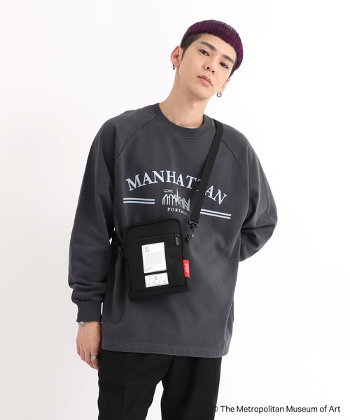 Manhattan Portage（マンハッタンポーテージ）の「City Light Bag THE MET（ショルダーバッグ・メンズ・ブラック・SMALL）」の11枚目の写真