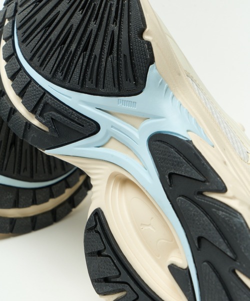 PUMA（プーマ）の「【PUMA for emmi】MORPHIC BASE（スニーカー・レディース・オフホワイト・23.5/25/23/24/22.5/24.5）」の10枚目の写真