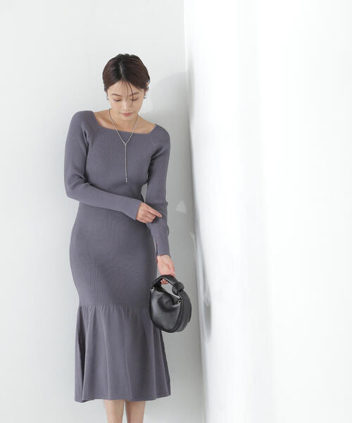 NATURAL BEAUTY BASIC（ナチュラルビューティーベーシック）の「◇ティアードリブニットワンピース（ワンピース・レディース・イエロー/グレー/チャコールグレー・MEDIUM）」の17枚目の写真