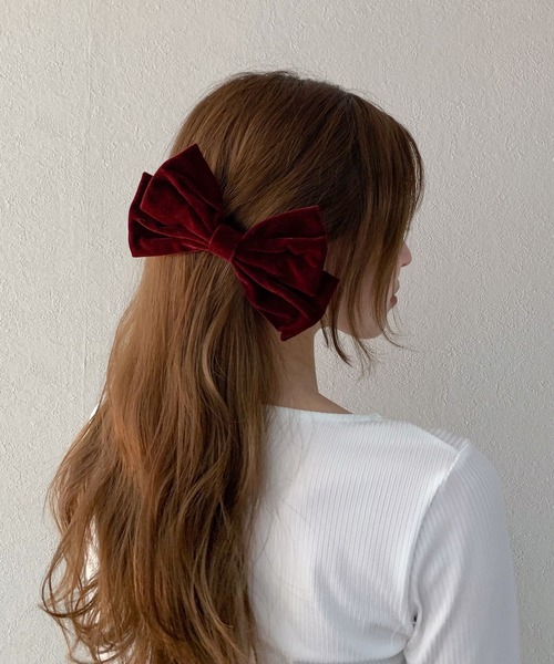 SHEPP（シープ）の「ベロアリボン ヘアクリップ（バレッタ/ヘアクリップ・レディース・ブラック/ワイン/レッド・FREE）」の7枚目の写真