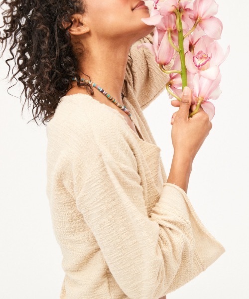 ROXY(ロキシー)の「MADE FOR YOU V-NECK/ロキシーセットアップ対応オーバーサイズVネックパイル素材ニットカットソー(ニット/セーター・レディース・ブラウン/オフホワイト・MEDIUM/SMALL/X-SMALL)」の18枚目の写真