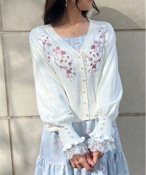 axes femme（アクシーズファム）の「SAKURA刺繍ショート