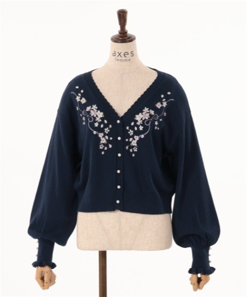 新品タグ付き♡SAKURA刺繍ショートカーディガン axes femme（アクシーズファム）の「SAKURA刺繍ショート