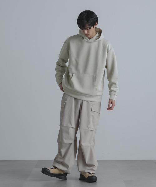 NANO universe(ナノユニバース)の「ボンディングリラックスフーディー(パーカー・メンズ・ブラック/ライトグレー/カーキ・M/L)」の17枚目の写真