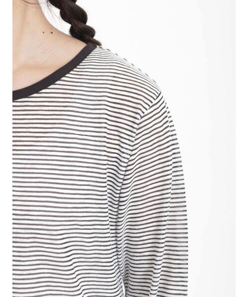 Samansa Mos2（サマンサ モスモス）の「スラブ天竺柄アソートシアーカットソー（Tシャツ/カットソー・レディース・ベージュ/オフホワイト/チャコールグレー/ブラック・F）」の20枚目の写真