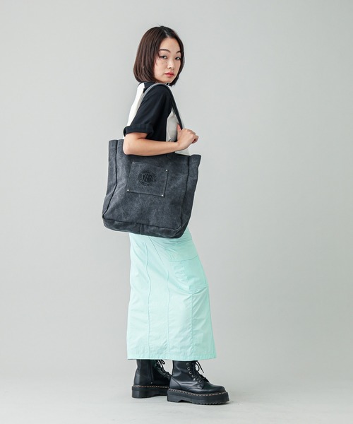 X-girl(エックスガール)の「PIGMENT DYED TOTE BAG(トートバッグ・レディース・オリーブ/チャコール・ONE SIZE)」の12枚目の写真