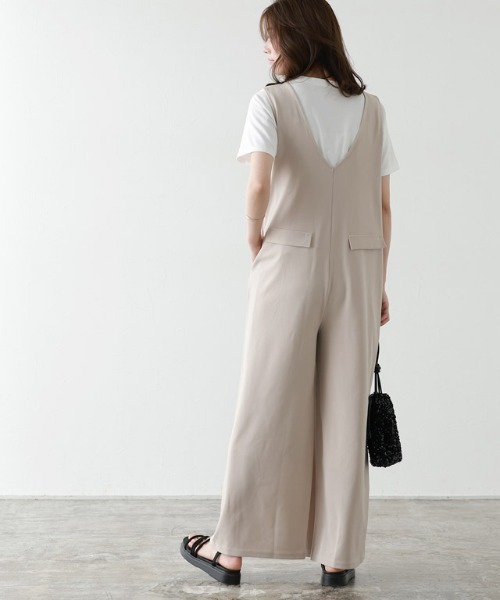 Pierrot（ピエロ）の「ペアスキンVネックオールインワン（つなぎ/オールインワン・レディース・ブラック/ネイビー/グレイッシュベージュ・TL/TM/M/L/PM）」の20枚目の写真