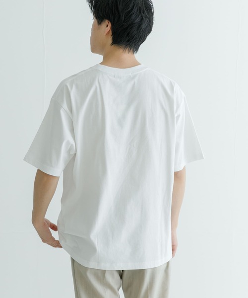 URBAN RESEARCH（アーバンリサーチ）の「汗染み防止加工クルーネックTシャツ（Tシャツ/カットソー・メンズ・ブルー系その他/チャコールグレー/ホワイト/グレー系その他・SMALL/X-LARGE/MEDIUM/LARGE）」の19枚目の写真