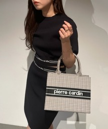 【pierre cardin】バリエーションミドルバッグ