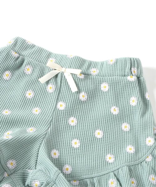 apres les cours（アプレレクール）の「【WEB限定】ワッフルフリルショートパンツ（その他パンツ・キッズ・アイボリー/ピンク/ミント/チャコール・80/90/100/110/120/130/140）」の6枚目の写真