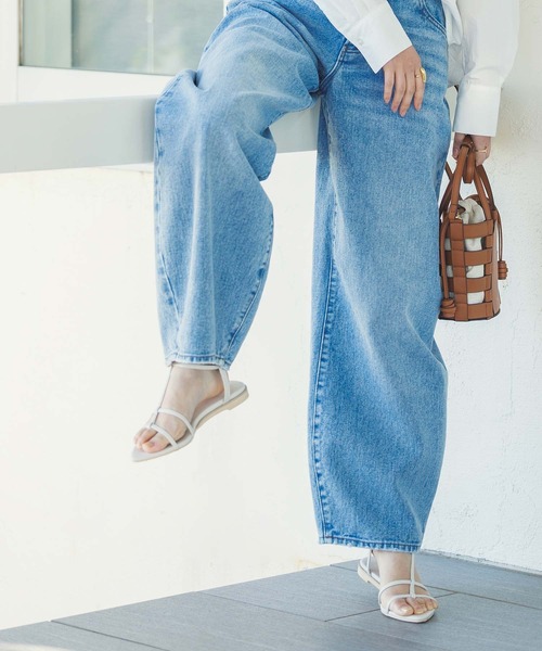 Gready Brilliant（グレディブリリアン）の「ポインテッドラインサンダル（サンダル・レディース・ブラック/ゴールド/アイボリー・38/36/37）」の15枚目の写真